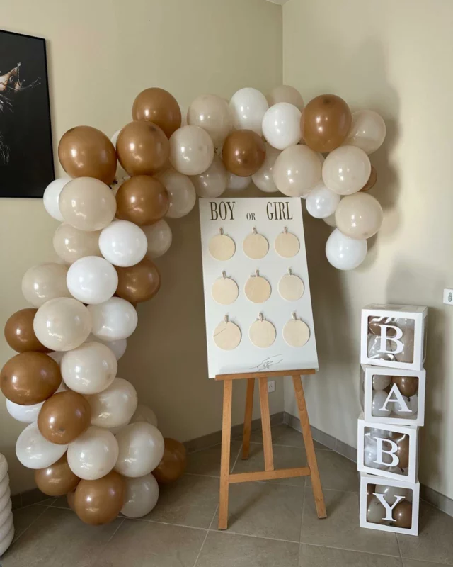 Gender reveal - 2 mars 2025 

Location du morpion géant et du chevalet pour découvrir le sexe de bébé entourés de ses proches. 
Merci à mes clients du week-end pour leur confiance 😍👶🏻

#alafolie #location #deco #decoration #locationdeco #locationdecoration #genderreveal #bebe #garcon #fille #evenement #evenementiel #morpiongéant